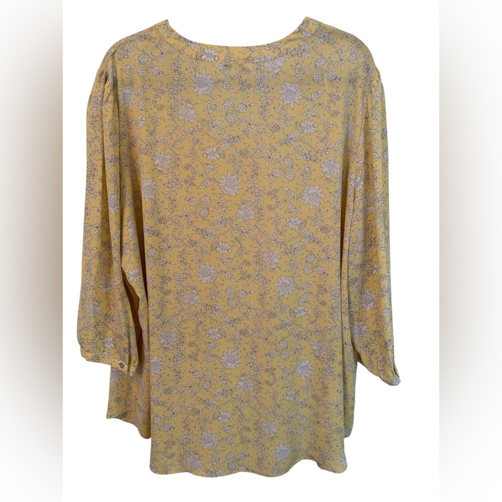 ROSE AND OLIVE PLUS SIZE 3X WOMEN’S
TOP YELLOW & WHITE - Picture 3 of 6